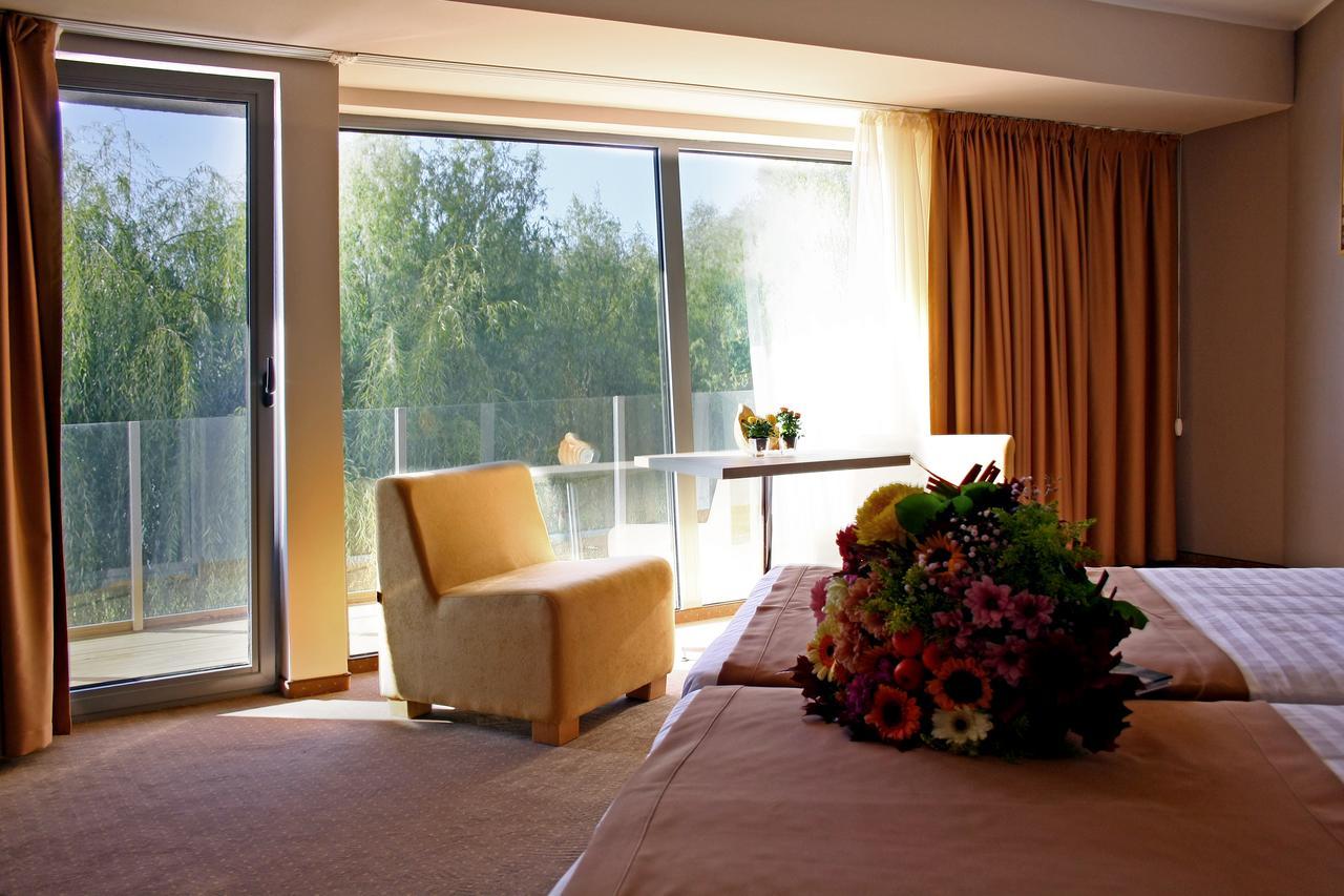 Nemo Hotel Braila Bagian luar foto