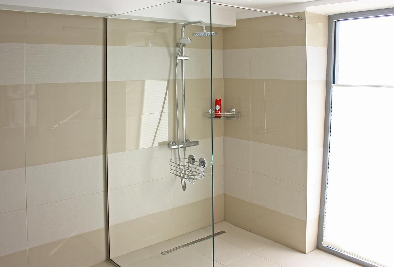 Nemo Hotel Braila Bagian luar foto