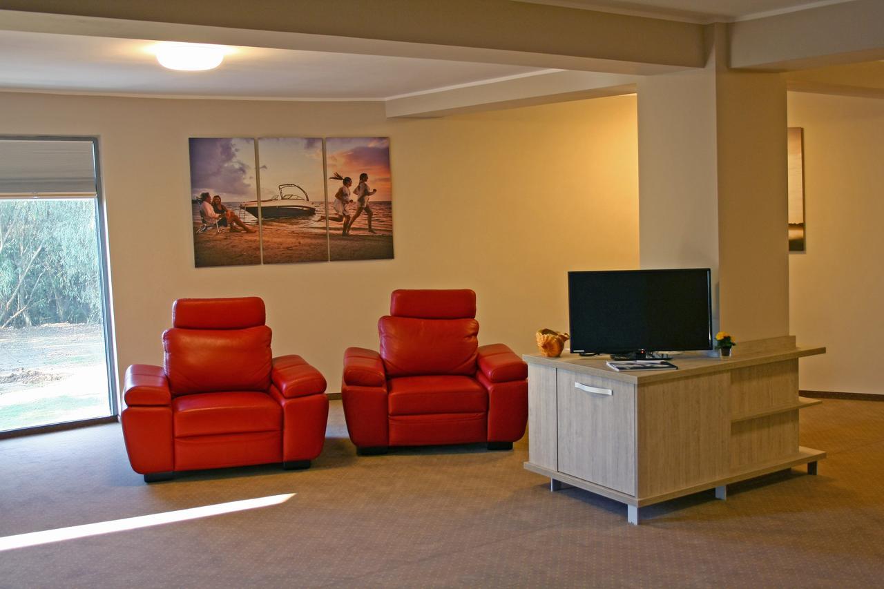 Nemo Hotel Braila Bagian luar foto