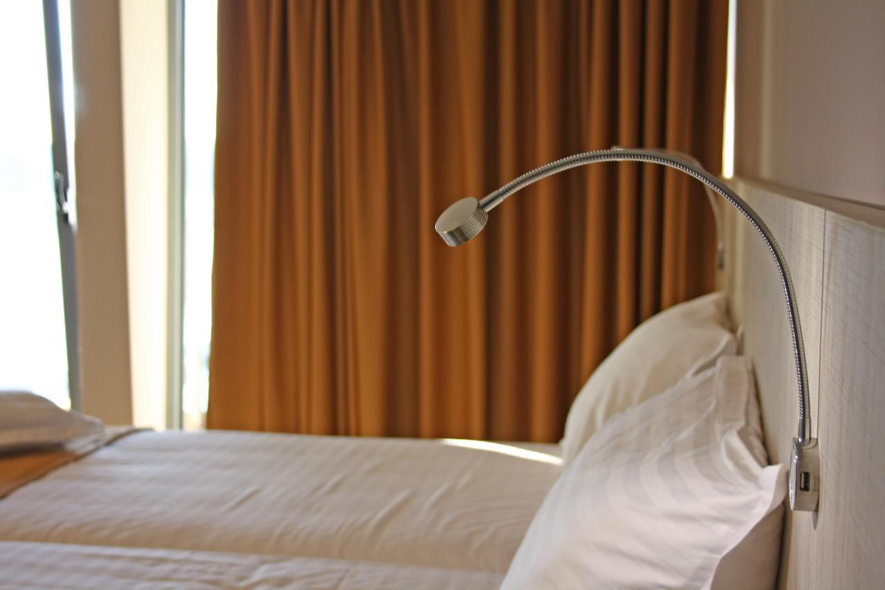 Nemo Hotel Braila Bagian luar foto