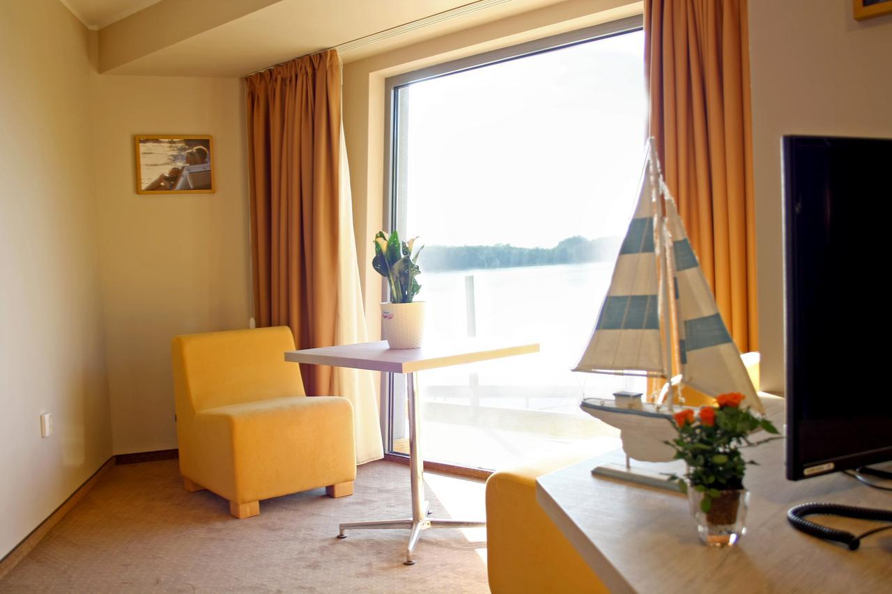 Nemo Hotel Braila Bagian luar foto